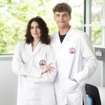 Medical labcoat with embroidered VU MF logo