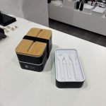 VU lunch box (two parts)