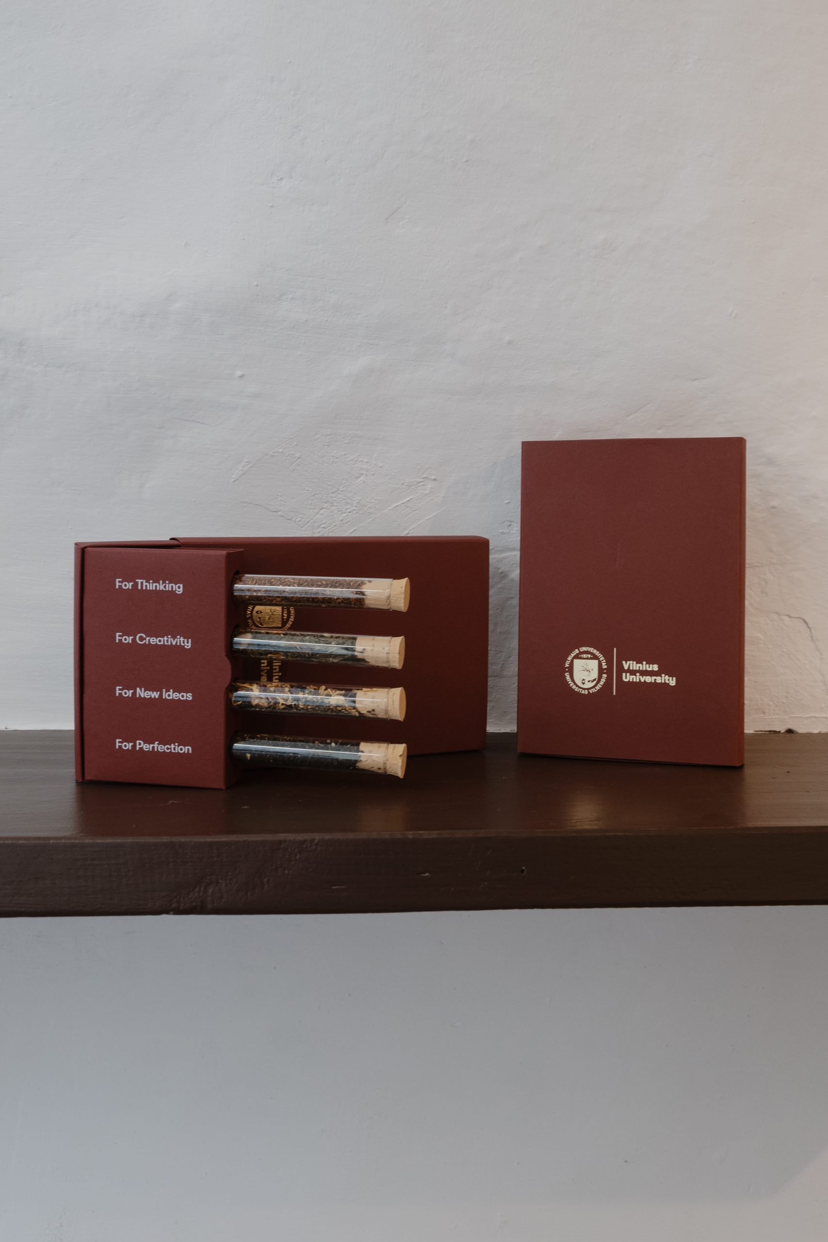 55457587667_d902974465_o (1) Gift set - Image 1